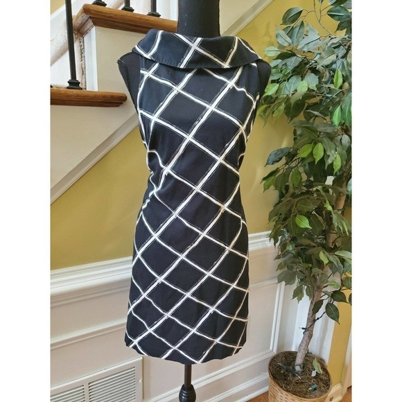 Michael Kors Dresses & Skirts - Michael Kors Black White Sleeveless Dress Size 8